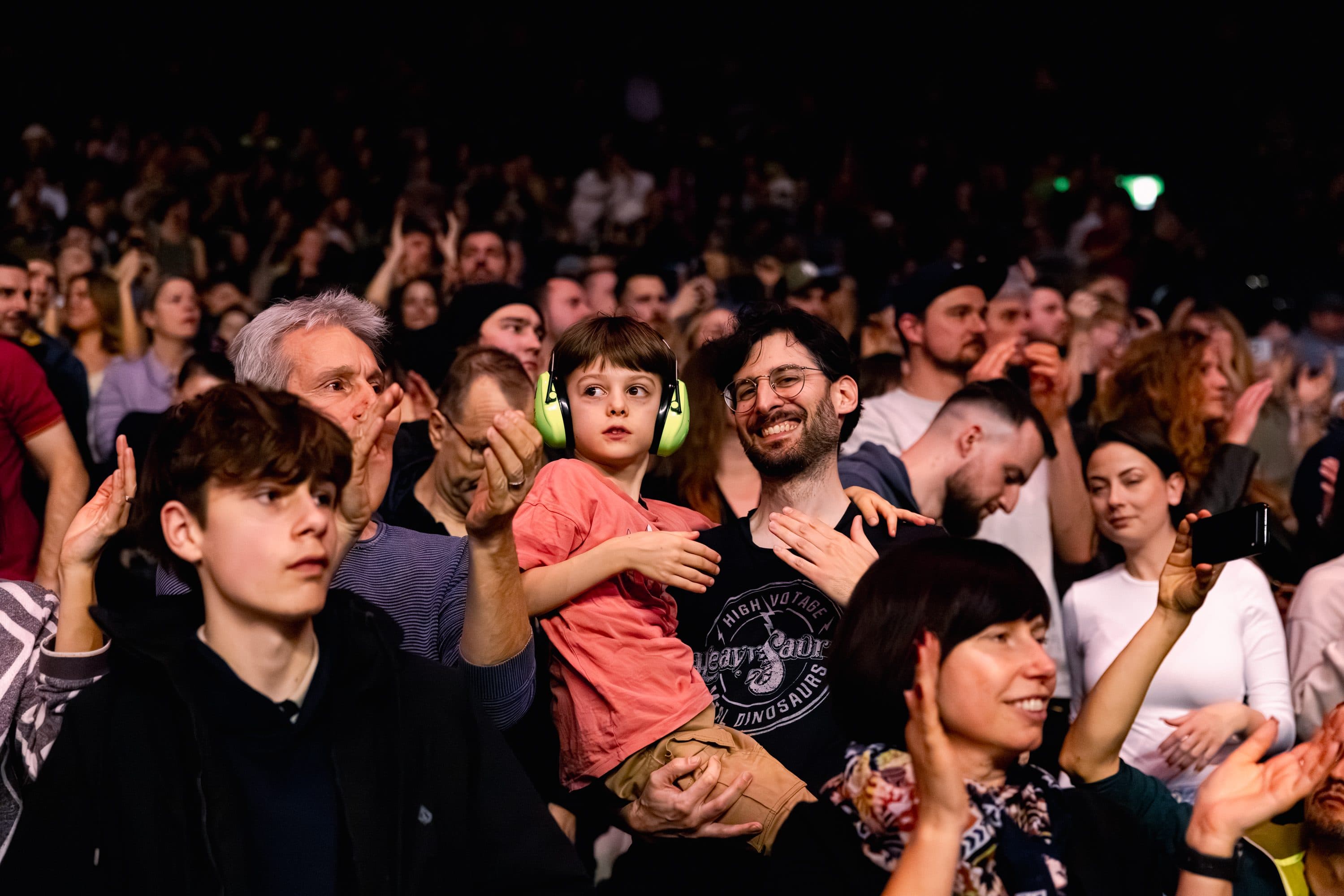 Excited crowd at the Masters of Dirt show in Zurich